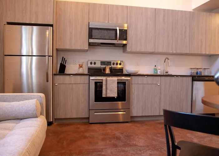 Center City Loft, Contactless Check In, Mayor\'S Study